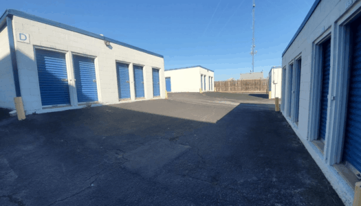 Drive-up storage units in Fort Worth, TX