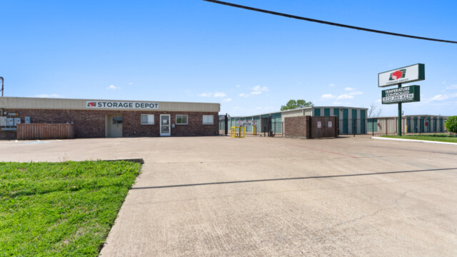 entrance to Storage Depot in Wylie, TX